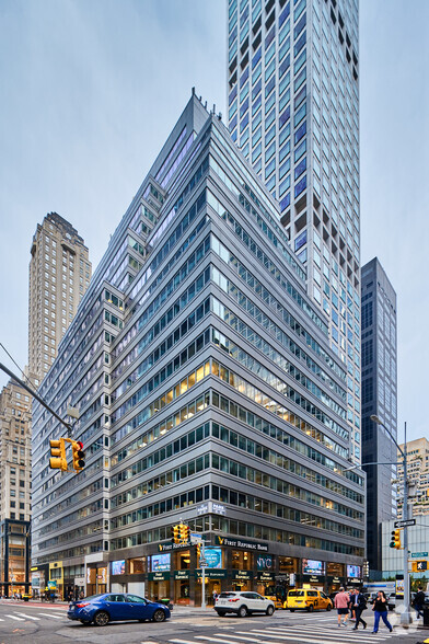 575 Madison Ave, New York, NY for rent - Building Photo - Image 1 of 4