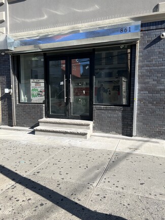 More details for 861 Wyckoff Ave, Ridgewood, NY - Retail for Rent