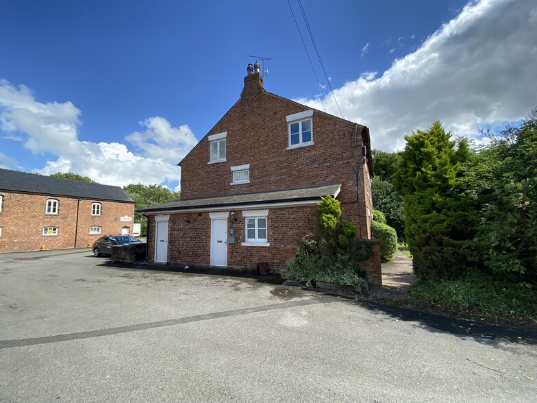 Whitchurch Rd, Tattenhall for rent - Building Photo - Image 1 of 4