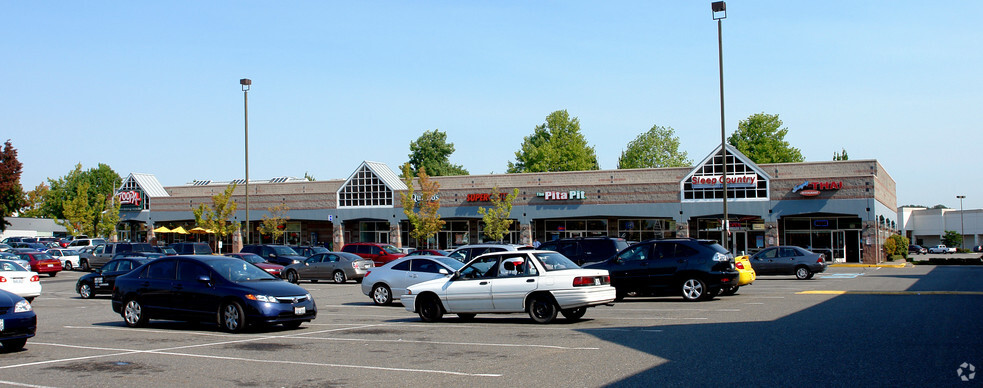 301 Strander Blvd, Tukwila, WA for rent - Primary Photo - Image 1 of 7