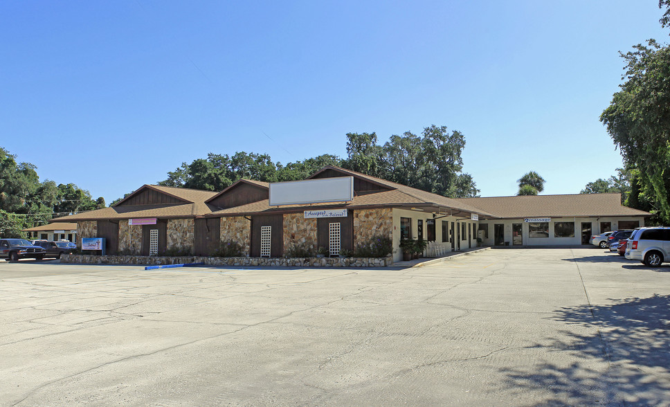 950 N Cocoa Blvd, Cocoa, FL for rent - Building Photo - Image 1 of 4