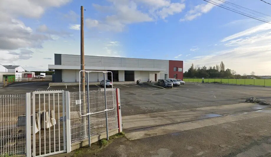 13 La Grande Courbe, Saint-Julien-de-Concelles to rent Building Photo- Image 1 of 3