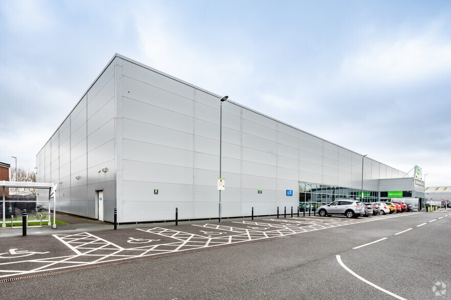 Manchester Rd, Stockport for sale - Building Photo - Image 2 of 2