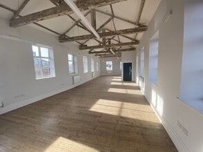Mabgate, Leeds to rent Interior Photo- Image 2 of 8