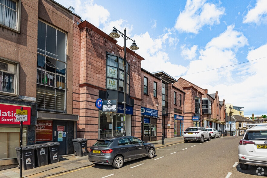 5-11 Bank St, Airdrie to rent - Building Photo - Image 2 of 3