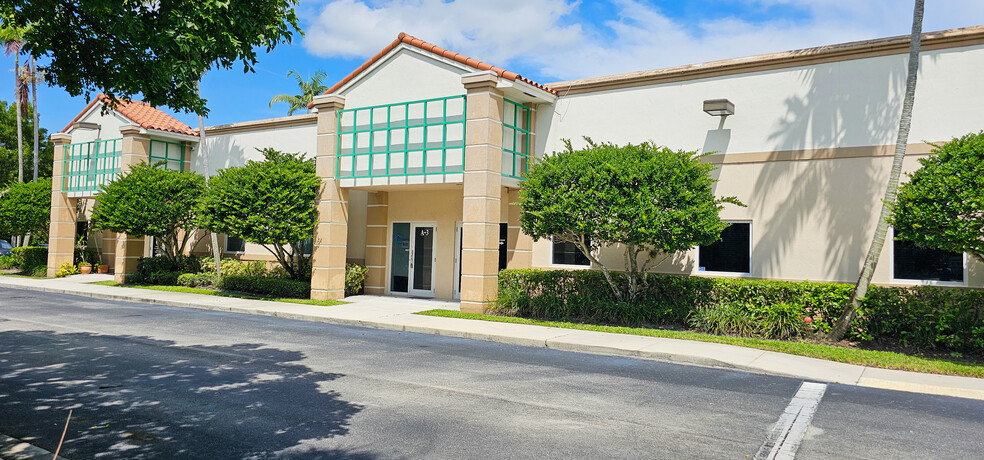 4851 W Hillsboro Blvd, Coconut Creek, FL for sale - Building Photo - Image 1 of 4