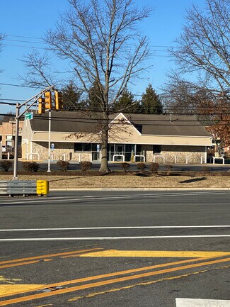 More details for 1301 Route 38, Hainesport, NJ - Retail for Rent