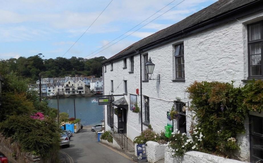 Hall Terrace, Bodinnick for sale - Primary Photo - Image 1 of 1