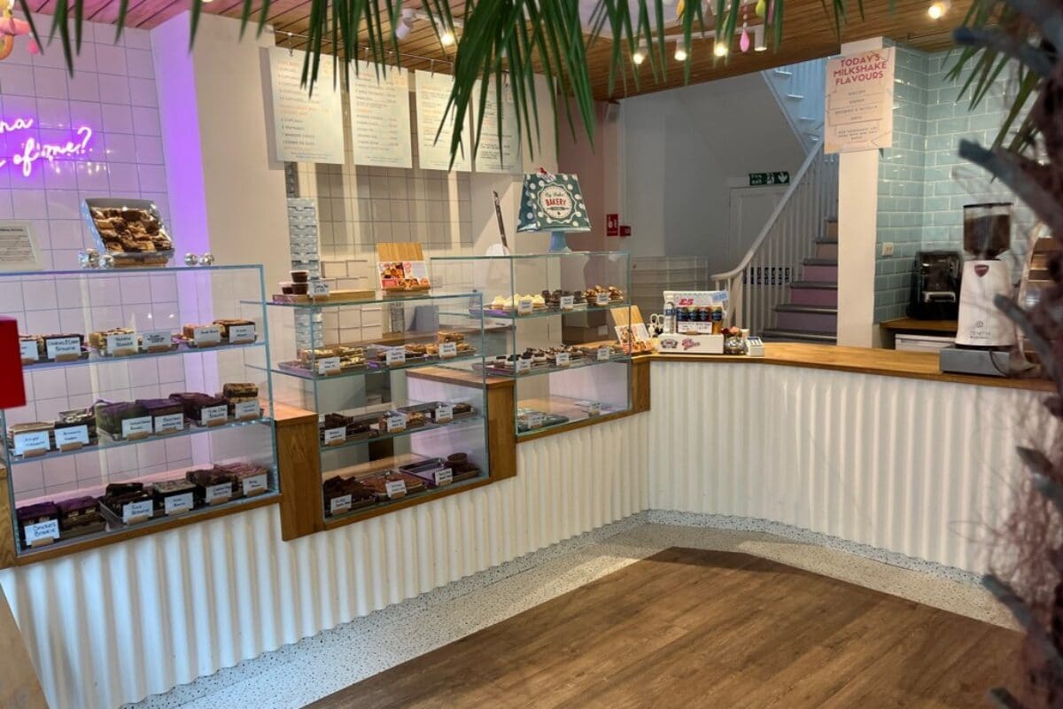 25 Queen St, Exeter to rent Interior Photo- Image 1 of 5