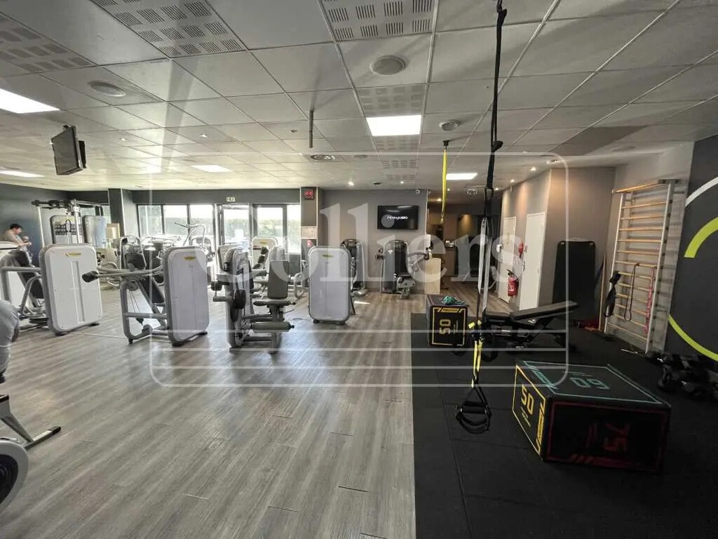 Location Commerce 380 m² - Photo 1