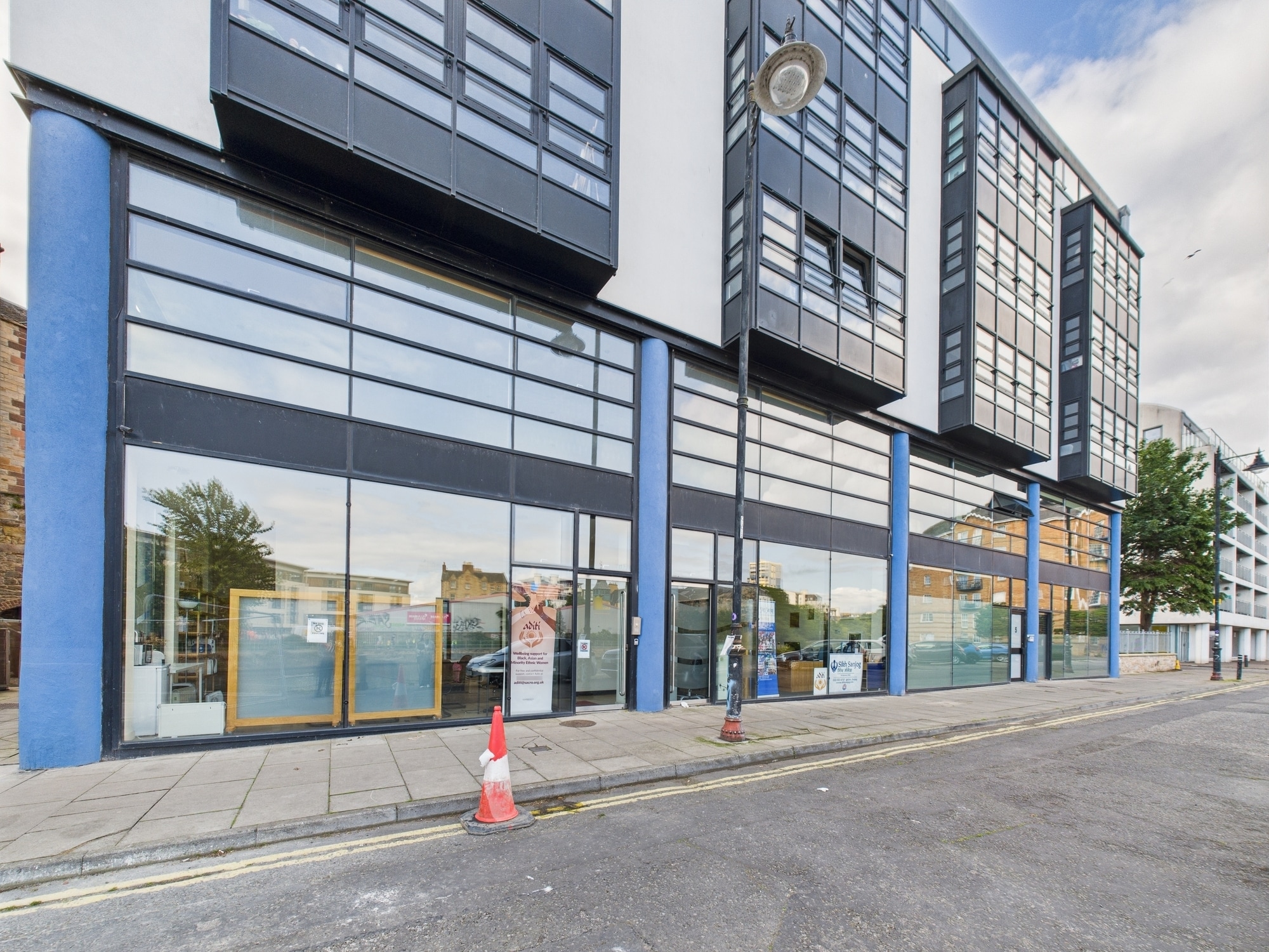 81 Shore, Edinburgh for sale Primary Photo- Image 1 of 8