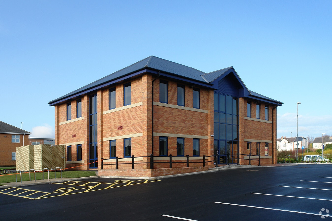 Unit 12 Longbow Clos, Huddersfield HD2 1GQ UK