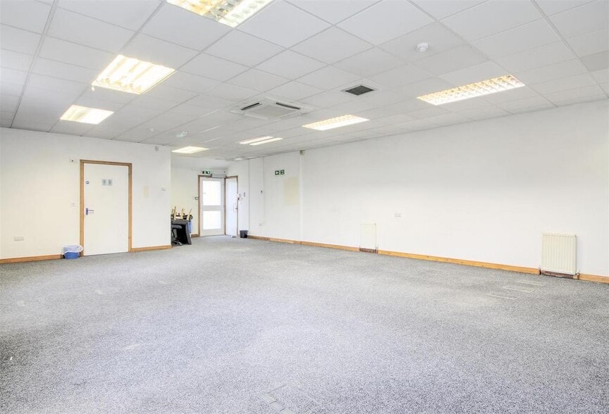 Belmont Wharf, Skipton to rent - Building Photo - Image 3 of 12