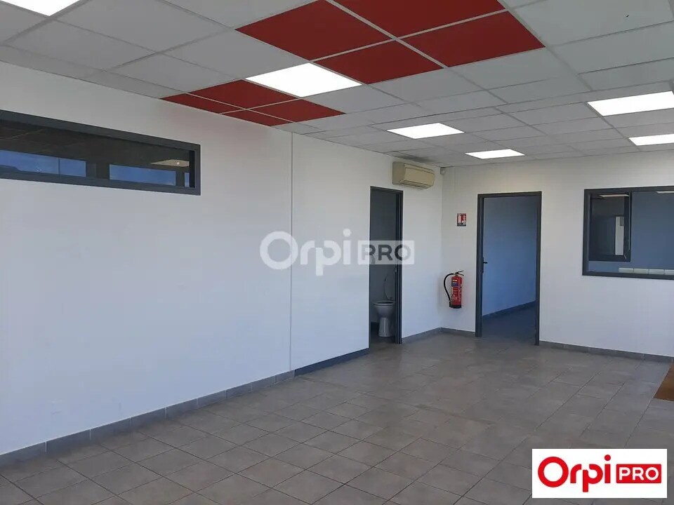 Office in Valence to rent Interior Photo- Image 1 of 7