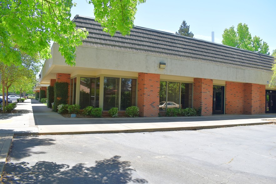 9261 Folsom Blvd, Sacramento, CA for sale - Building Photo - Image 1 of 1