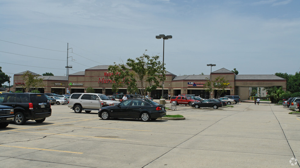 201-225 Veterans Memorial Blvd, Metairie, LA for sale - Primary Photo - Image 1 of 1