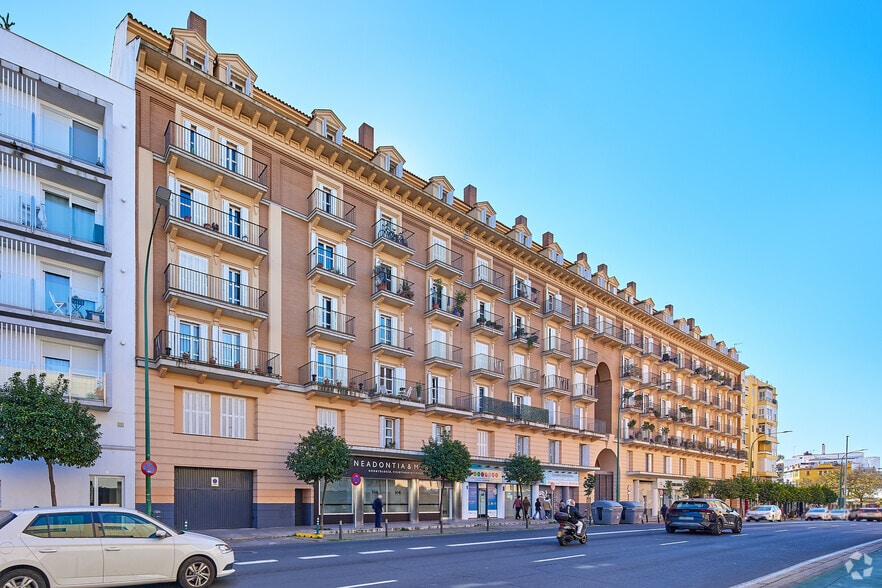 Calle CARRETERA DE CARMONA, 6, Sevilla, Sevilla to rent - Primary Photo - Image 1 of 2