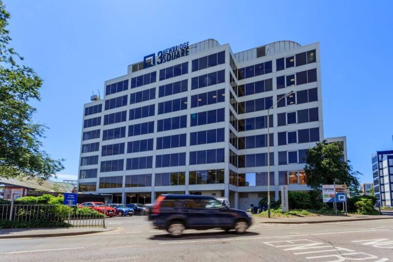 3 Newbridge Sq, Swindon to rent Building Photo- Image 1 of 4