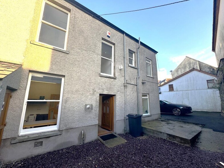 8 Mansel St, Carmarthen for sale - Building Photo - Image 3 of 17