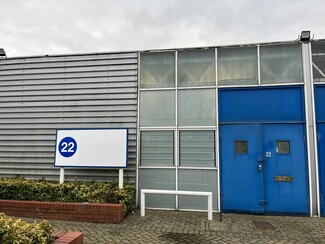 More details for 22-30 Carters Ln, Milton Keynes - Industrial for Rent