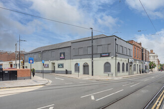 36 Pipers Row, Wolverhampton for sale Primary Photo- Image 1 of 3