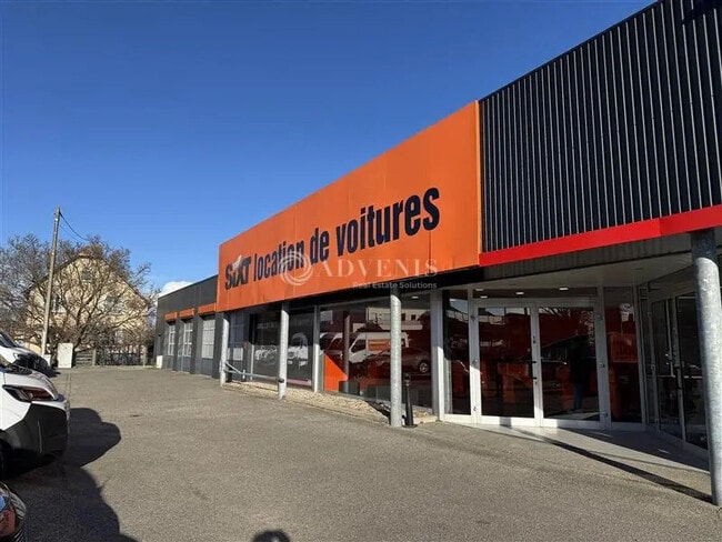 Location Local d'activités 500 m²