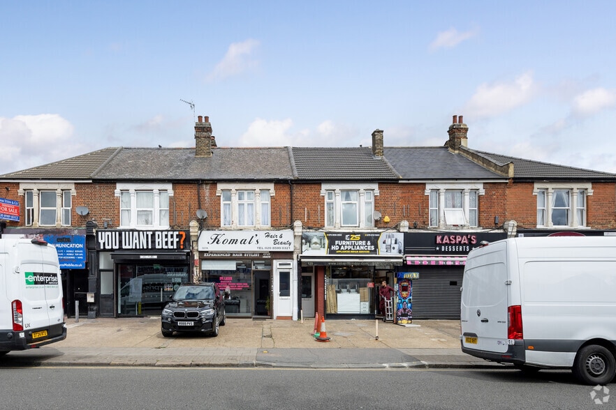 323 Green Ln, Ilford for sale - Building Photo - Image 2 of 3