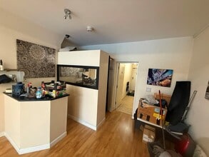 139 Bewsey Rd, Warrington to rent Interior Photo- Image 2 of 2