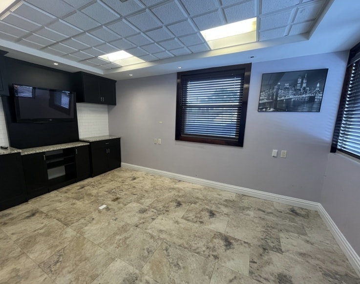 99 Lafayette Ave, White Plains, NY for sale Interior Photo- Image 1 of 3