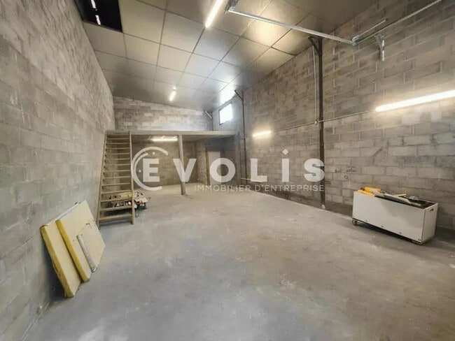 Location Local d'activités 70 m² à 190 m²