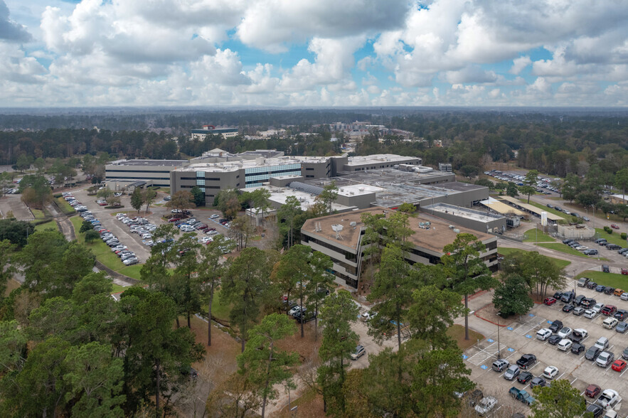 500 Medical Center Blvd, Conroe, TX for rent - Aerial - Image 3 of 3