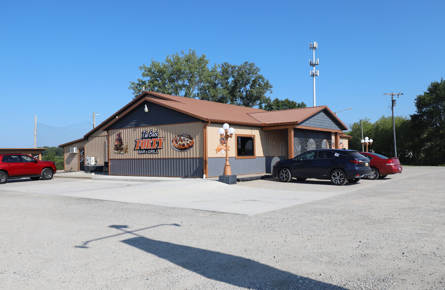 15952 Oakley Rd, Chesaning, MI for sale - Building Photo - Image 3 of 25