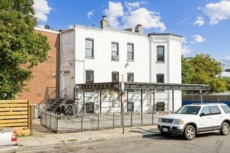 925 U St NW, Washington, DC to rent Interior Photo- Image 2 of 14