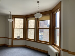 53 W Jackson Blvd, Chicago, IL for rent Interior Photo- Image 2 of 4