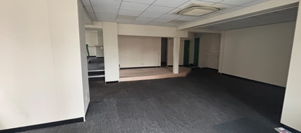 17-19 Market Pl, Ashbourne to rent Interior Photo- Image 2 of 2