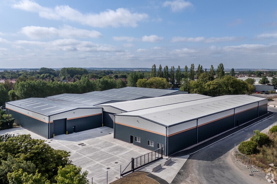 Sinfin Ln, Derby to rent - Building Photo - Image 1 of 15