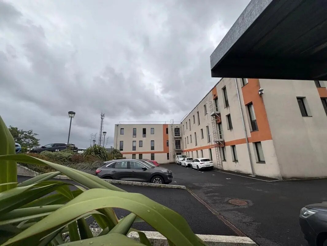 Office in Vertou to rent Building Photo- Image 1 of 7