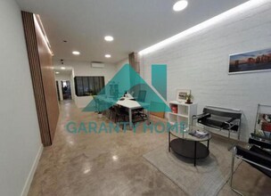 Retail in Cáceres, Cáceres to rent Interior Photo- Image 2 of 4