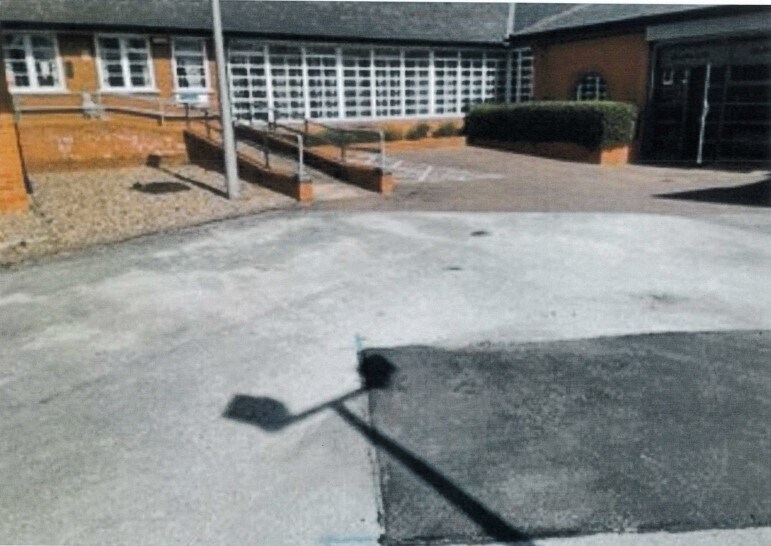 548 Southwell Rd W, Rainworth for sale - Primary Photo - Image 1 of 1