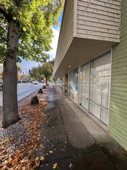 1280 Charnelton St, Eugene, OR for sale - Building Photo - Image 3 of 17