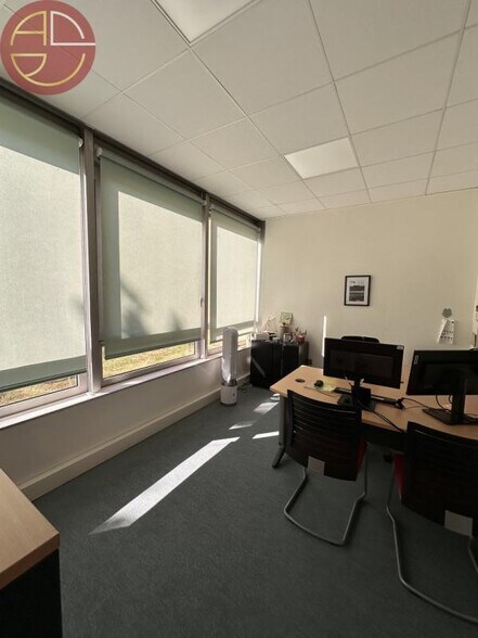 Office in Balma to rent - Interior Photo - Image 2 of 11