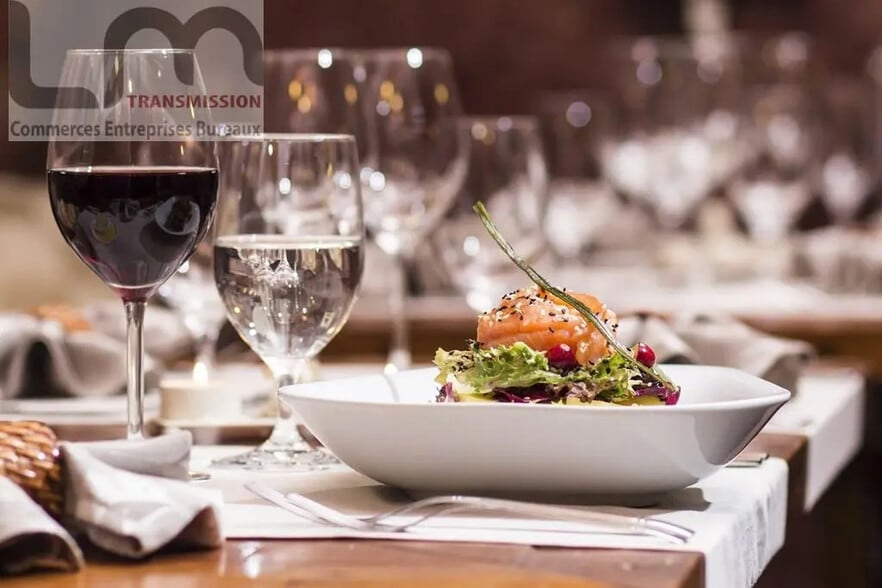 Build-to-Rent in Paris for sale - Building Photo - Image 2 of 4