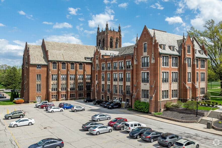 Notre Dame College Campus portfolio of 2 properties for sale on LoopNet.co.uk - Building Photo - Image 3 of 33