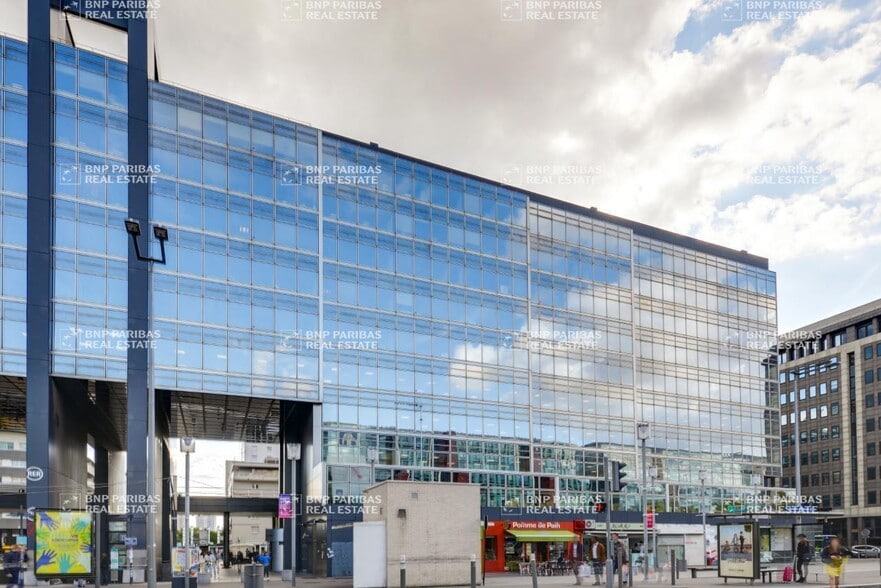 5 Esplanade Charles De Gaulle, Nanterre to rent - Building Photo - Image 2 of 14