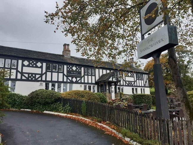 More details for 152 Wheatley Lane Rd, Burnley - Retail to Rent