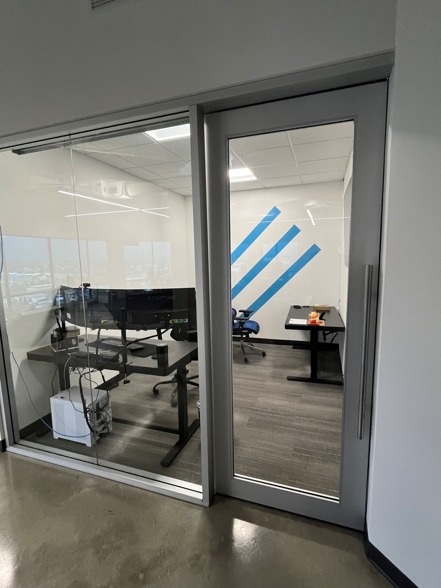 17011 Beach Blvd, Huntington Beach, CA to rent Building Photo- Image 1 of 4