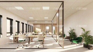 Light Industrial in Mionnay to rent Interior Photo- Image 2 of 2