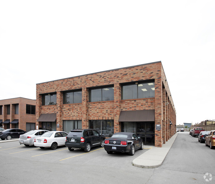 470-480 Morden Rd, Oakville, ON for rent - Primary Photo - Image 1 of 2