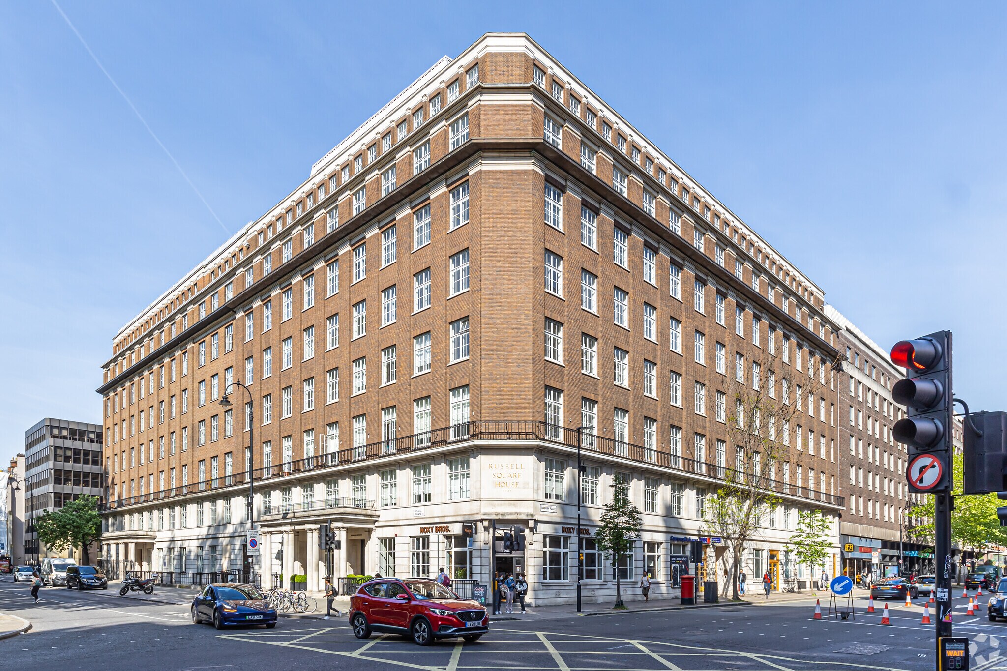 10-12 Russell Sq, London for sale Primary Photo- Image 1 of 1