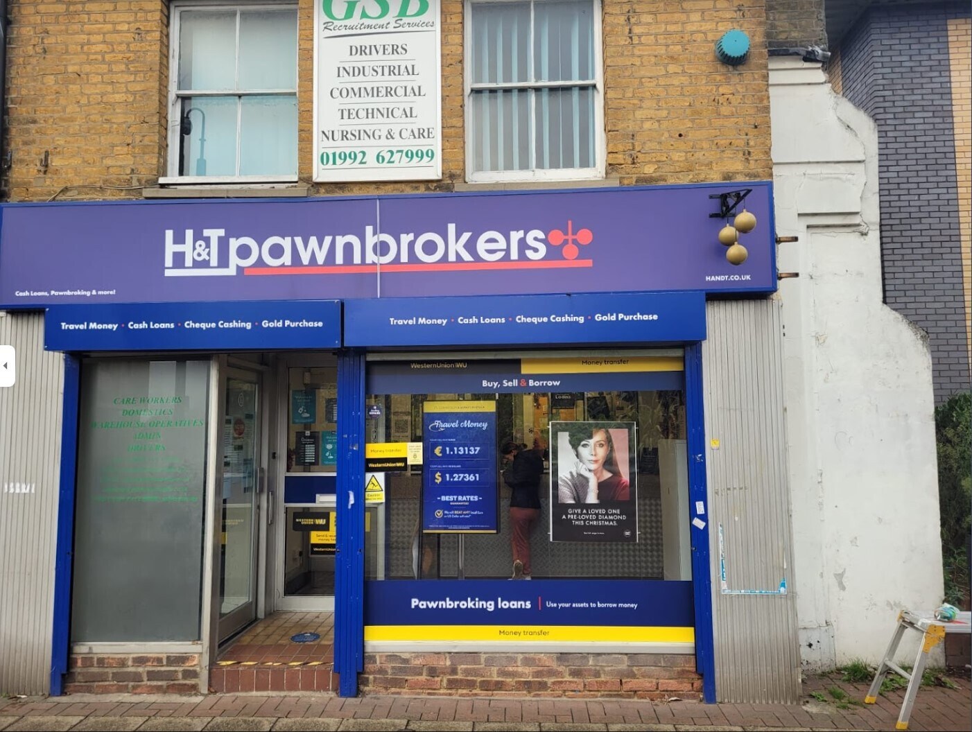 153 High St, Waltham Cross for sale Building Photo- Image 1 of 1